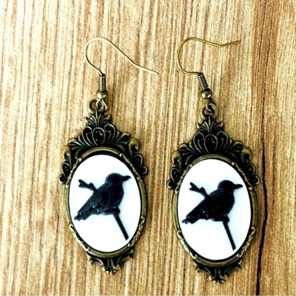 Raven Cameo Victorian Style Handmade Earrings, NWT, Unworn